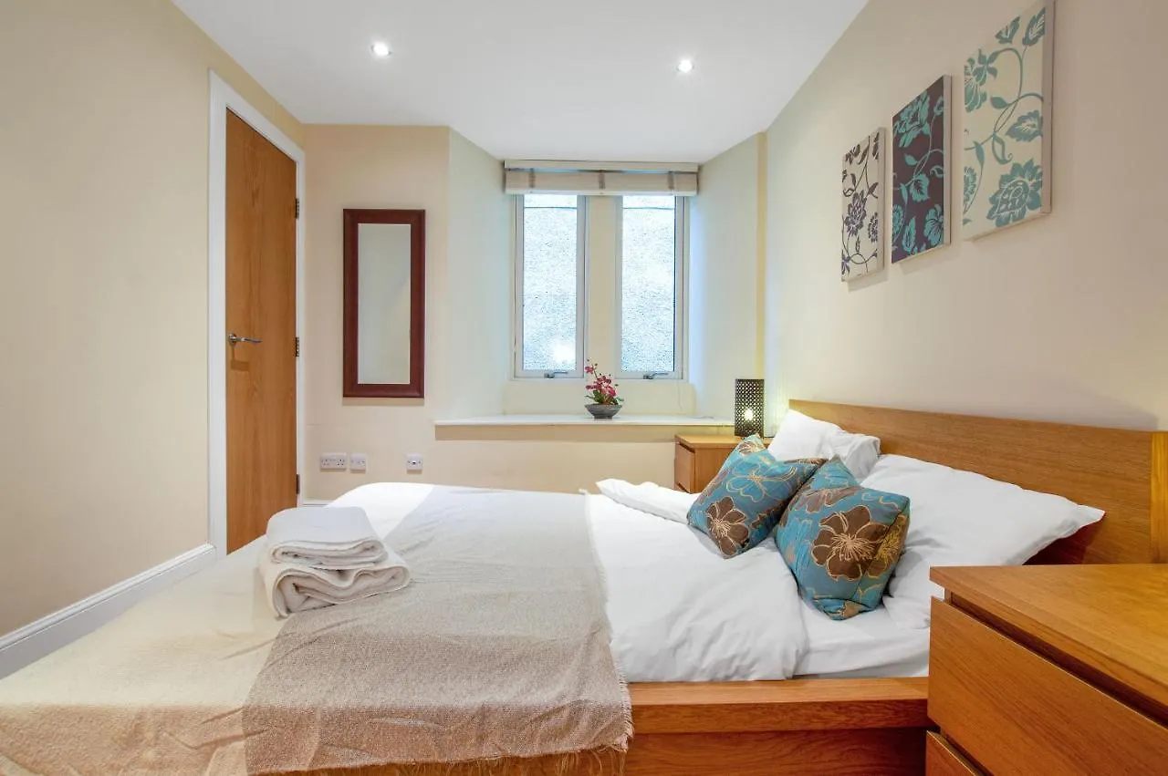 Stylish & Modern 2 Bedroom Ground Floor Apartment Close To City Centre In Stunning Converted Church - Near Haymarket Train Station - Sleeps Up To 5 Guests Edinburgh