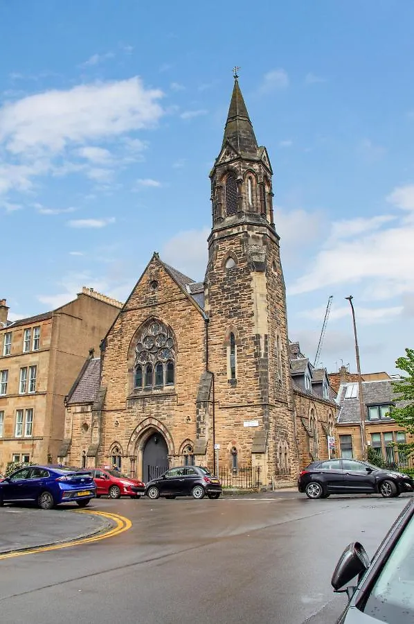 Stylish & Modern 2 Bedroom Ground Floor Apartment Close To City Centre In Stunning Converted Church - Near Haymarket Train Station - Sleeps Up To 5 Guests Edinburgh 0*,